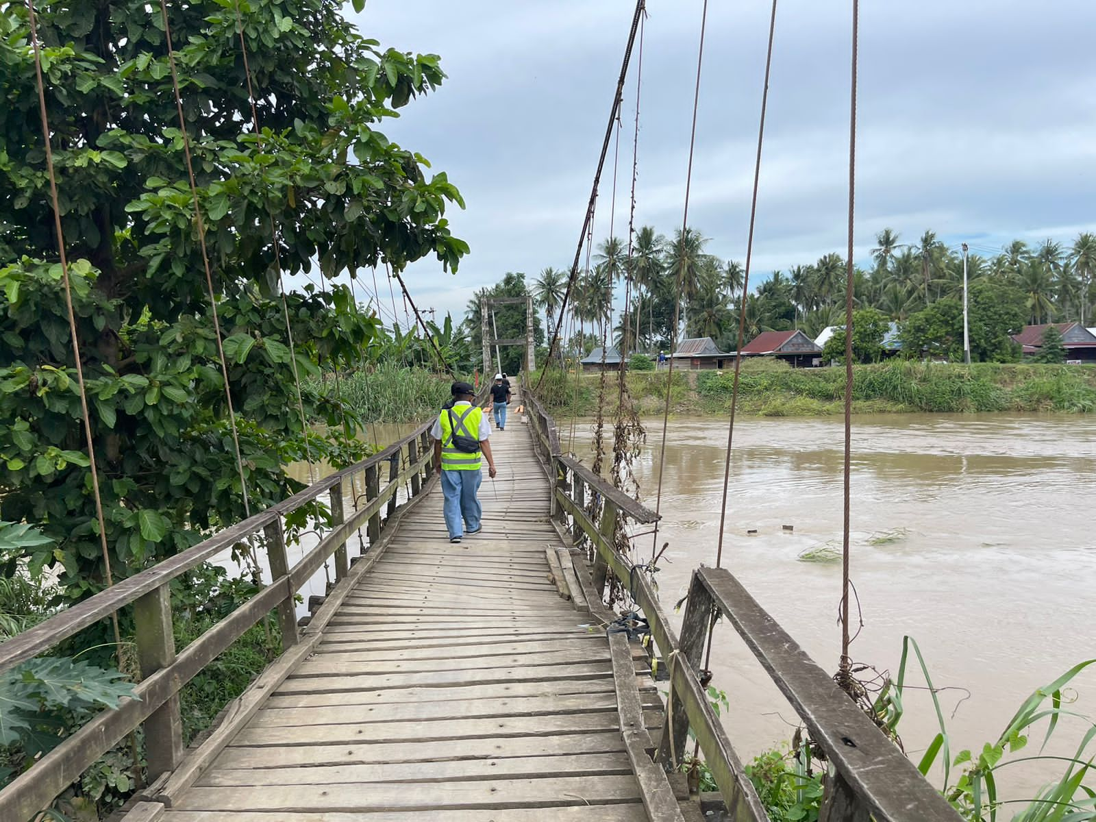 Sempat Tertunda, Pembangunan Jembatan Soreanglopie Belawa Dilanjutkan ...